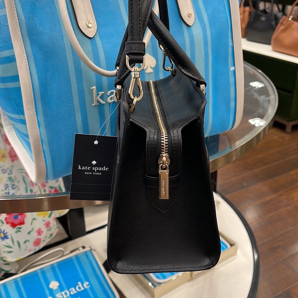 Kate Spade Madison Saffiano Leather Small Satchel
COLOR:
Black 
NWT - Picture 4 of 16